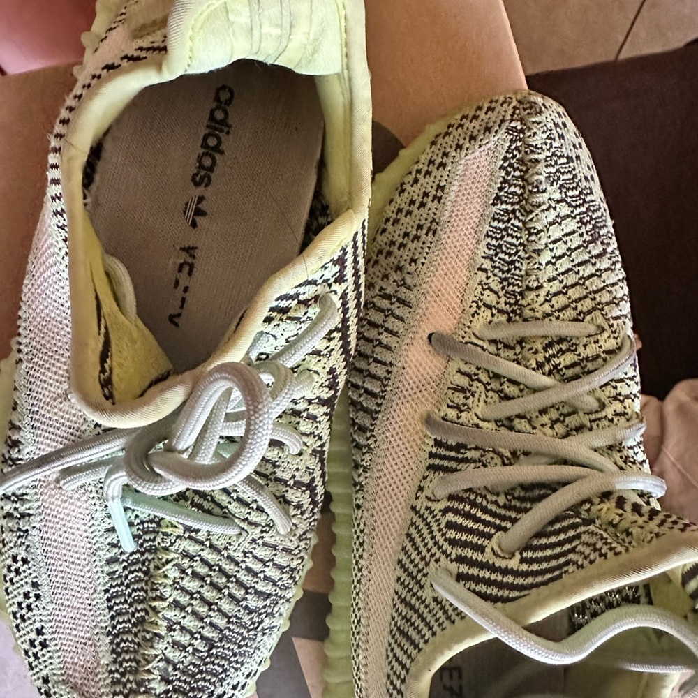 Yeezys shoes